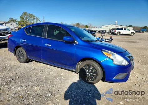2016 Nissan Versa S z USA, uszkodzony, nr VIN 3N1CN7AP7GL805982